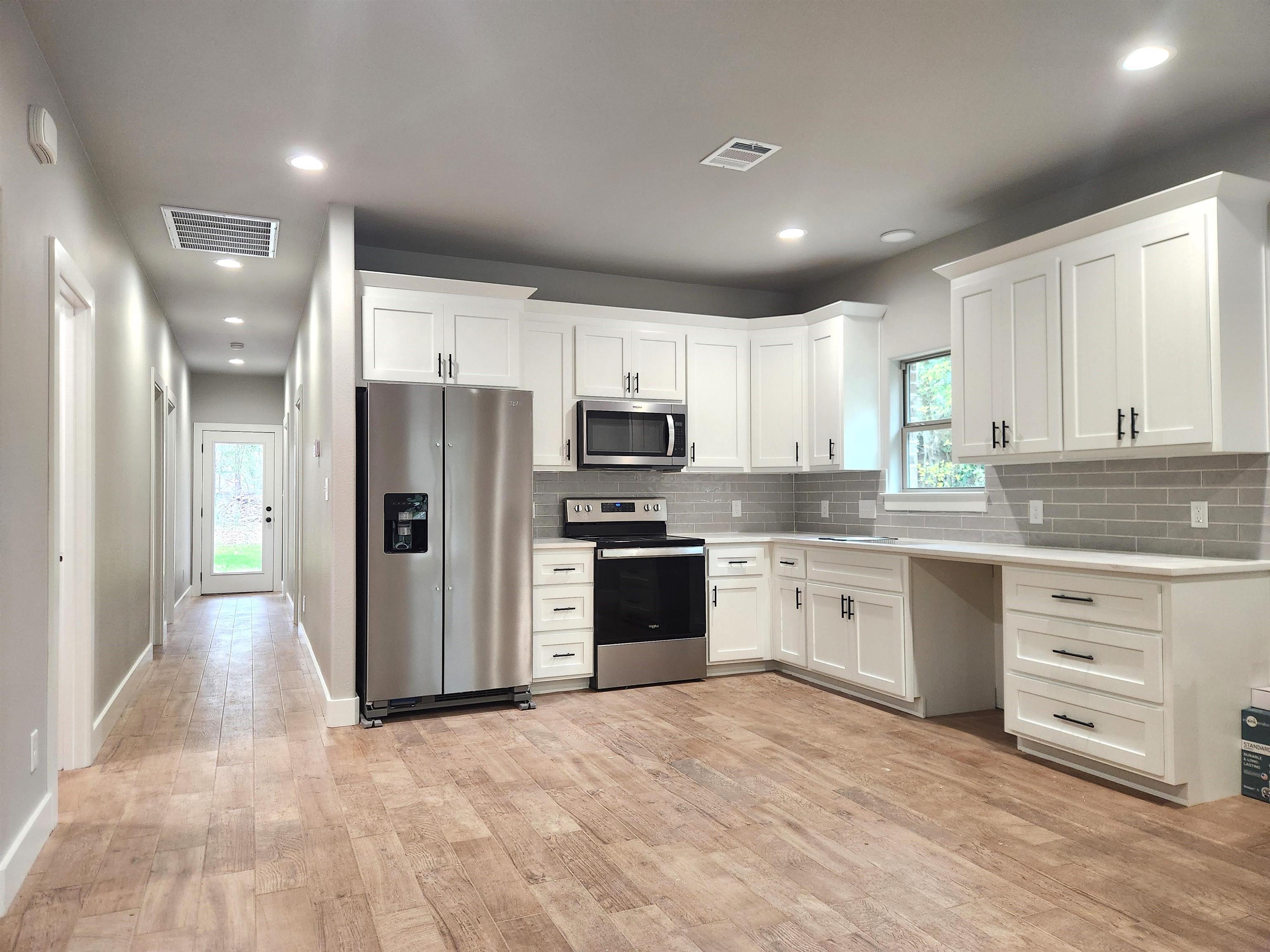1130 Harris Street Silsbee, TX 77656 - Photo 4 of 13