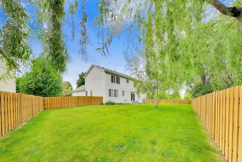 $435,000 | 527 Mara Lynn, Round Lake, IL 60073