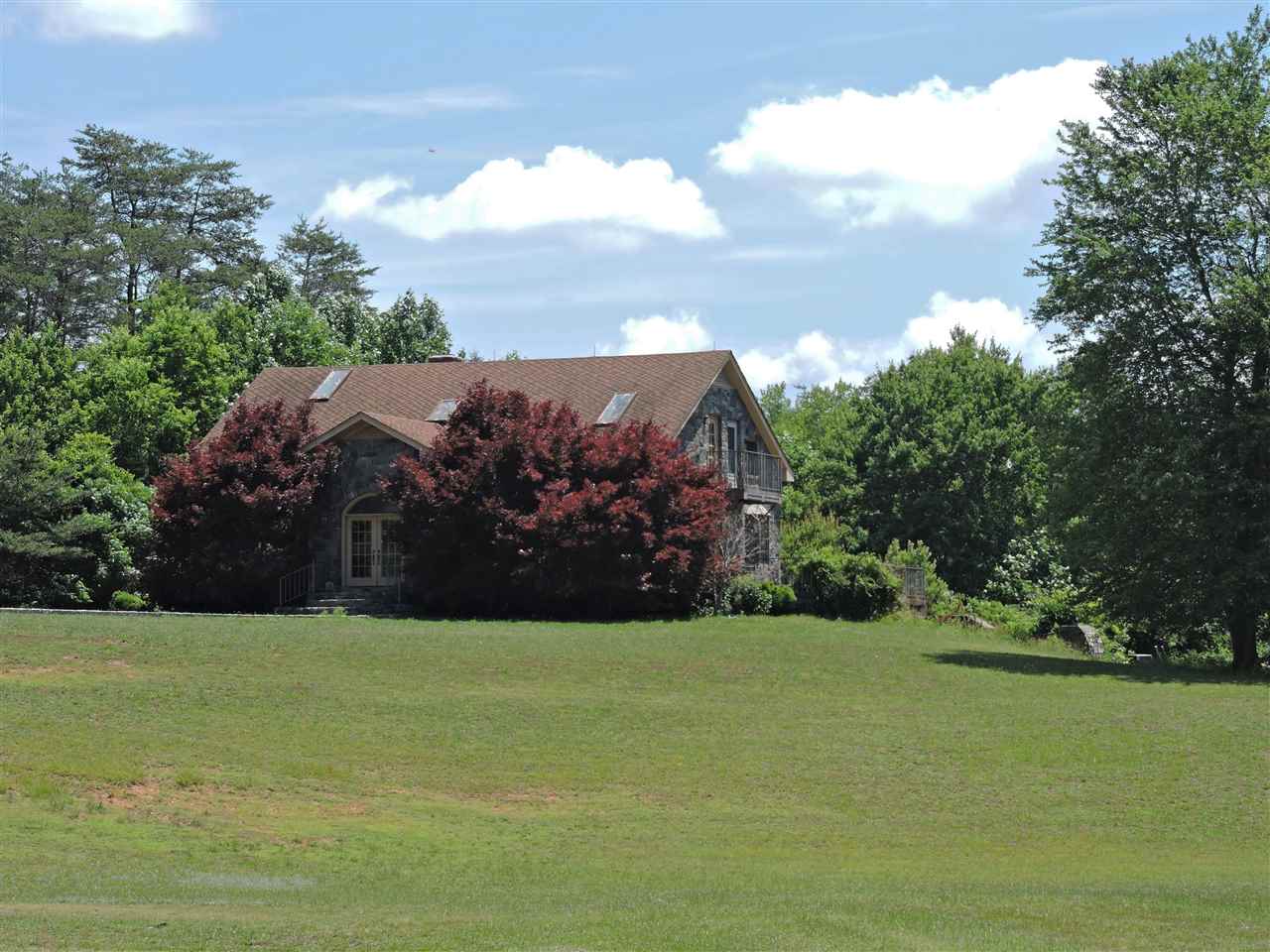2347 Paddock Wood Road Keswick, VA 22947 - Photo 12 of 31 a view of a garden