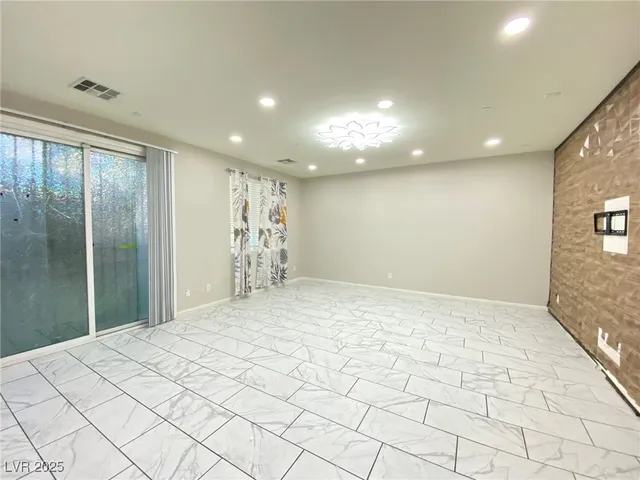 $2,900 | 7939 Bechstein Way, Las Vegas, NV 89145