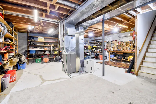 $289,900 | 1803 Hilltop Drive, West Bend, WI 53095