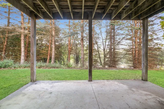 $289,900 | 1803 Hilltop Drive, West Bend, WI 53095