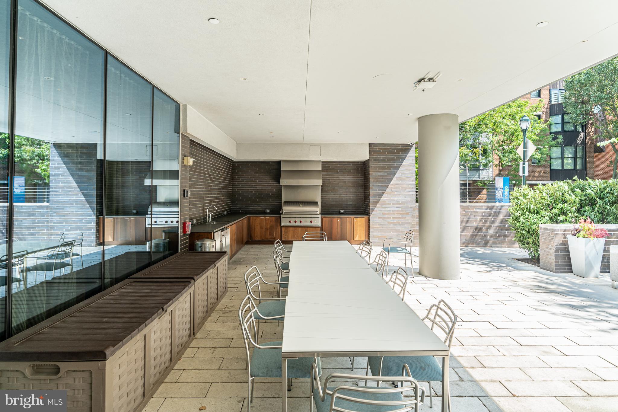 210 South 25th Street, Unit 1102 Philadelphia, PA 19103 - Photo 39 of 46 Patio with Grill