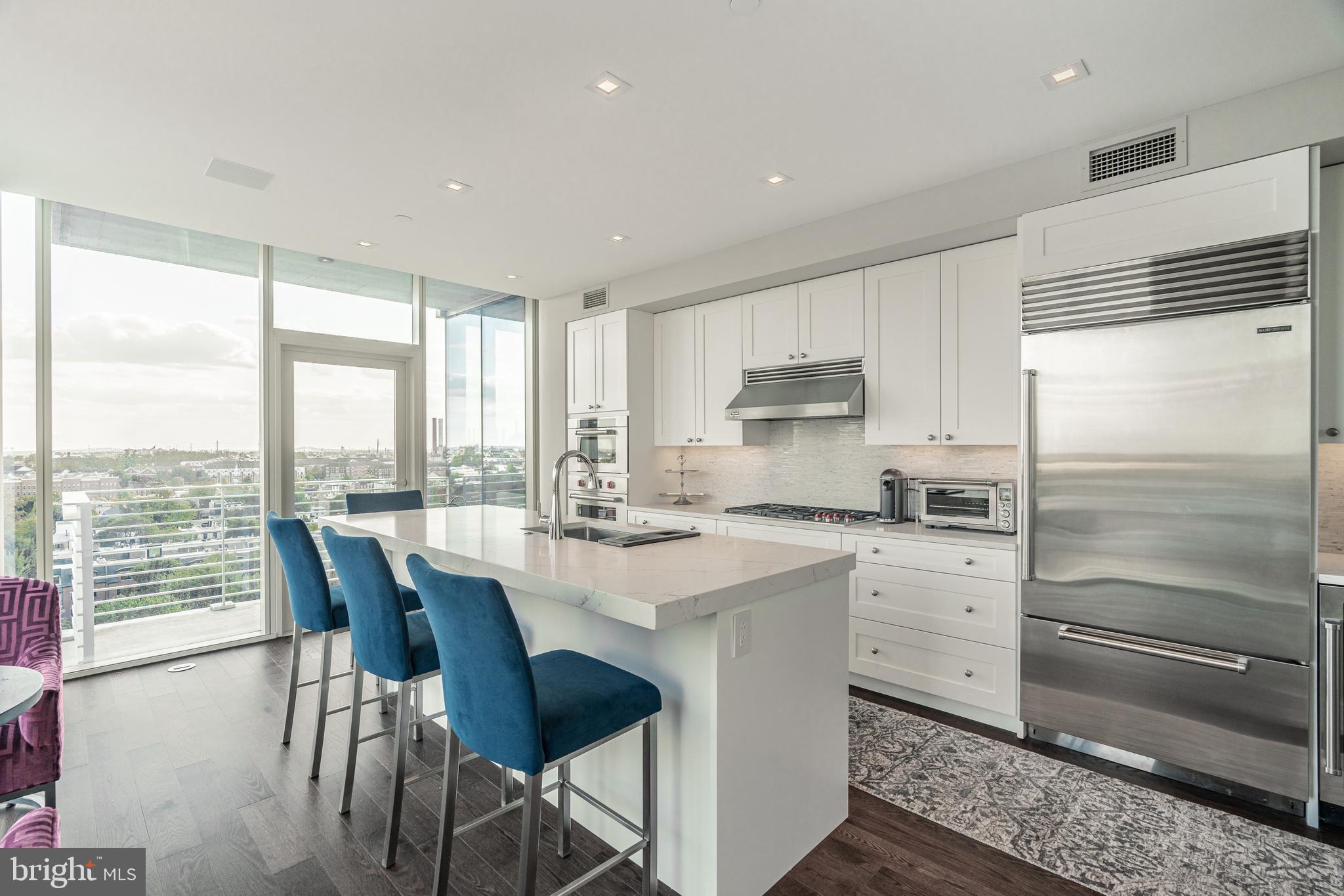 210 South 25th Street, Unit 1102 Philadelphia, PA 19103 - Photo 10 of 46 Eat-In-Kitchen