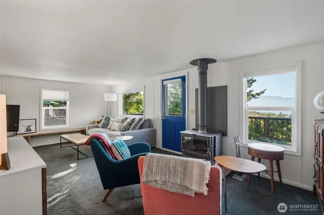 $499,000 | 2061 Hilltop Road, Lummi Island, WA 98262