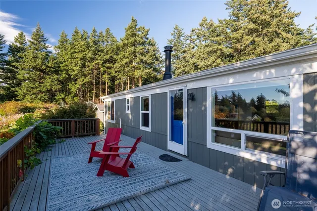 $499,000 | 2061 Hilltop Road, Lummi Island, WA 98262