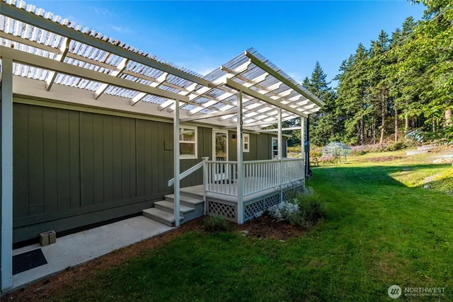 $499,000 | 2061 Hilltop Road, Lummi Island, WA 98262