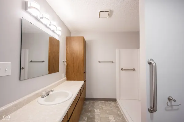 $775 | 216 Progress Road, Unit 53, Shelbyville, IN 46176