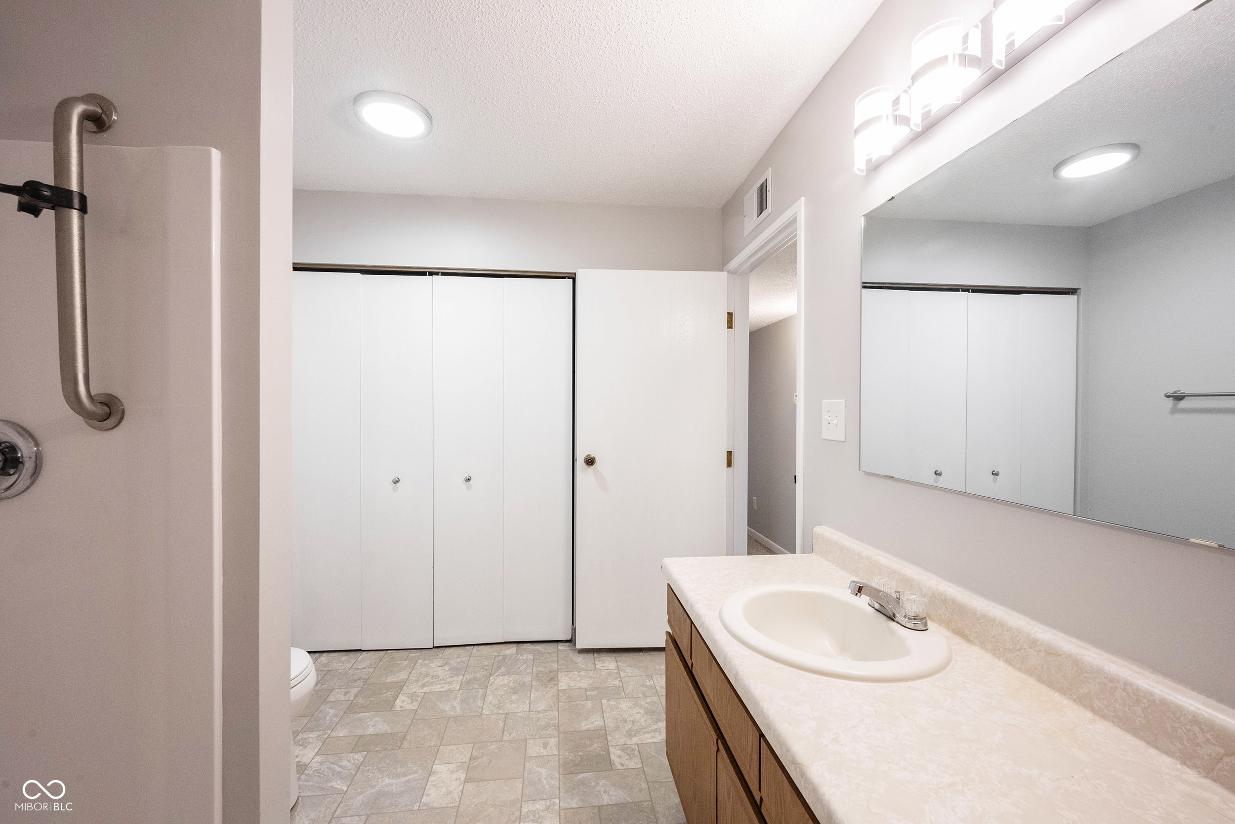 216 Progress Road, Unit 53 Shelbyville, IN 46176 - Photo 18 of 27