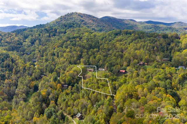 $750,000 | 156 Jubilee Way, Waynesville, NC 28785