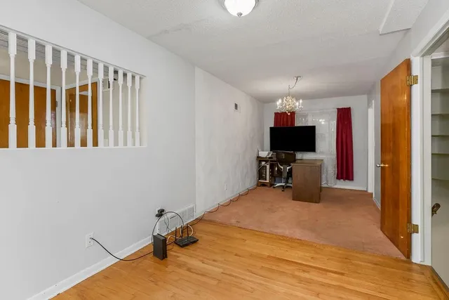 $425,000 | 715 Northwest South Shore Drive, Lake Waukomis, MO 64151