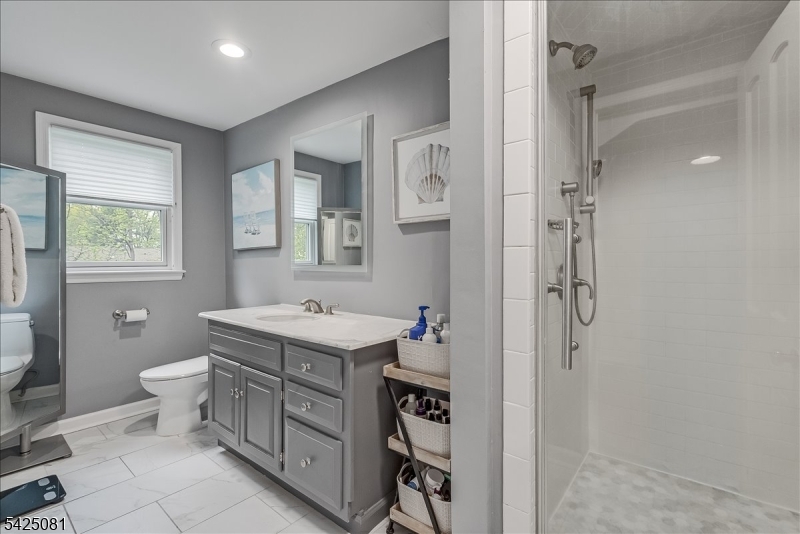 71 Tree Top Drive Springfield, NJ 07081 - Photo 16 of 25