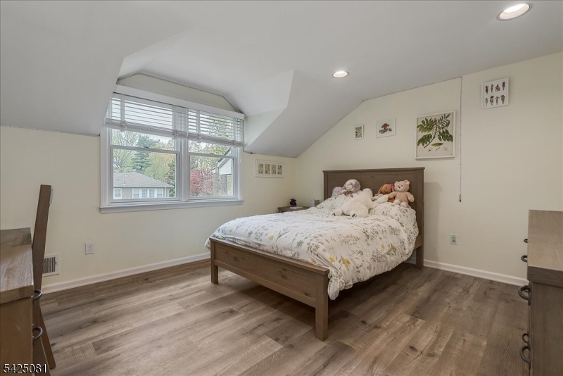 71 Tree Top Drive Springfield, NJ 07081 - Photo 18 of 25