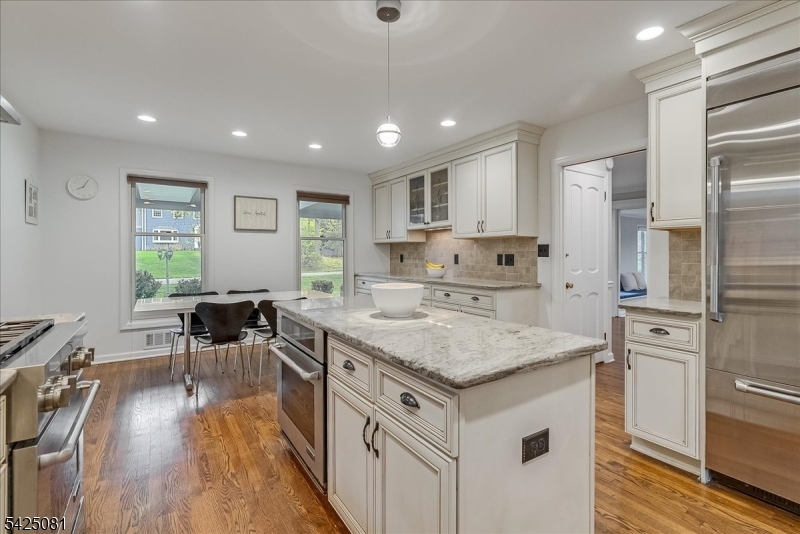 71 Tree Top Drive Springfield, NJ 07081 - Photo 6 of 25