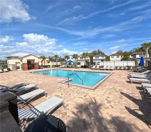 $2,450 | 2647 East Lake Pointe Drive, Kissimmee, FL 34744