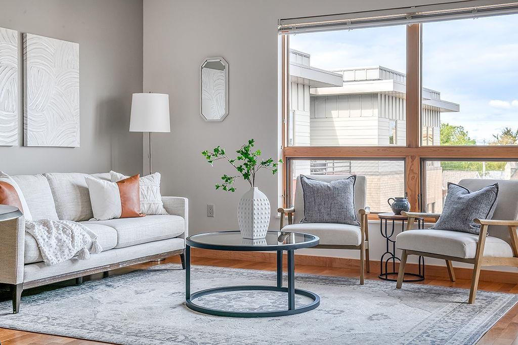 1835 Winnebago Street, Unit 407, Madison, WI 53704 Compass