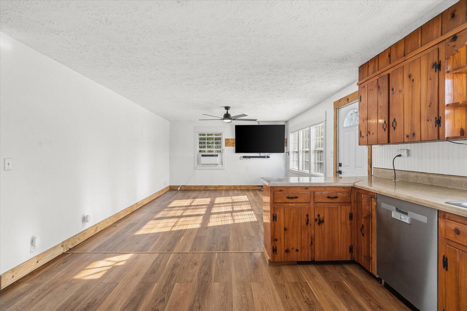 171 Keith Street Dalton, GA 30721 - Photo 19 of 47 19-DSC08735