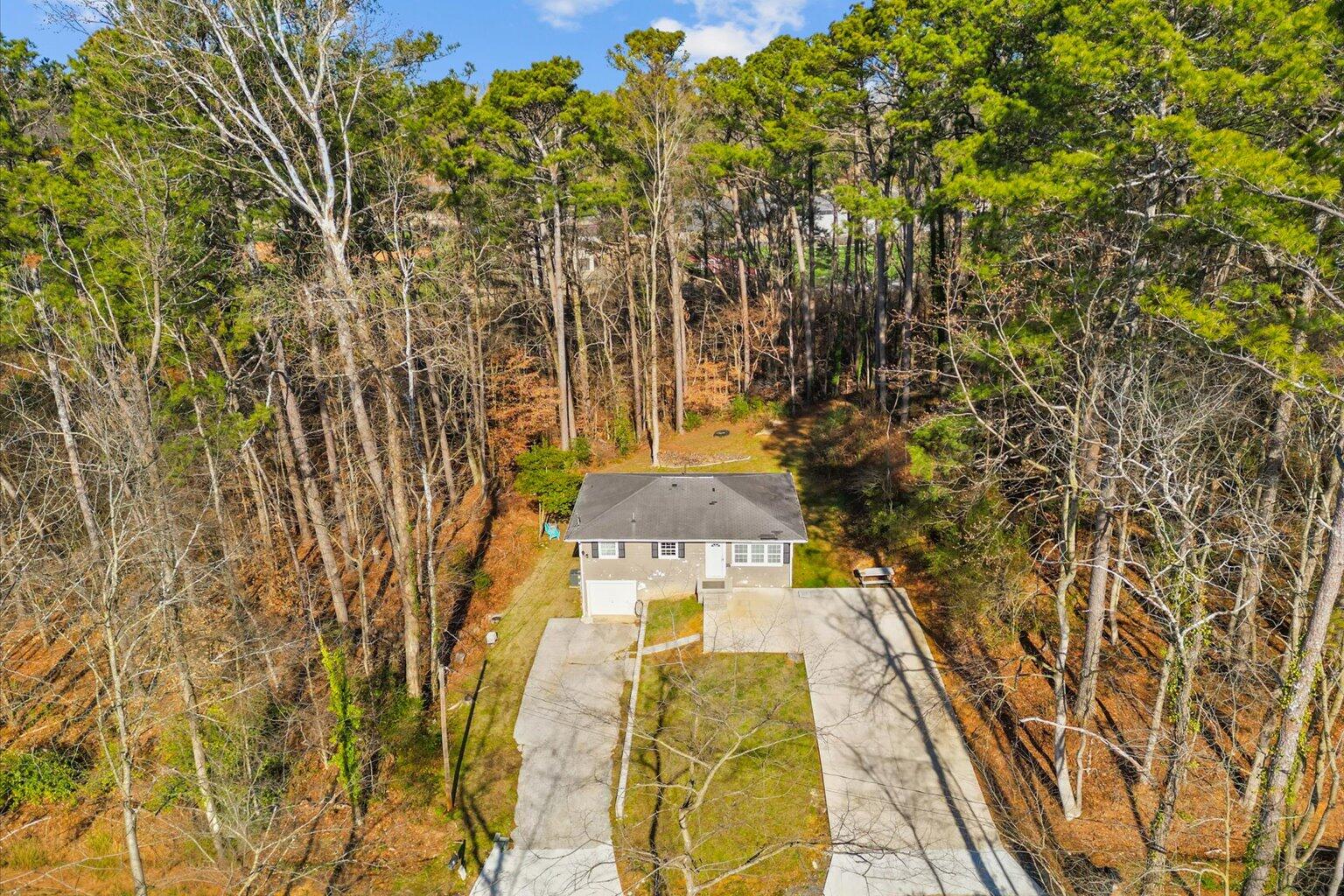 171 Keith Street Dalton, GA 30721 - Photo 5 of 47 05-DJI_0213
