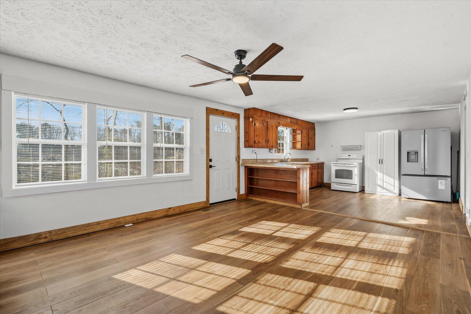 171 Keith Street Dalton, GA 30721 - Photo 10 of 47 10-DSC08675