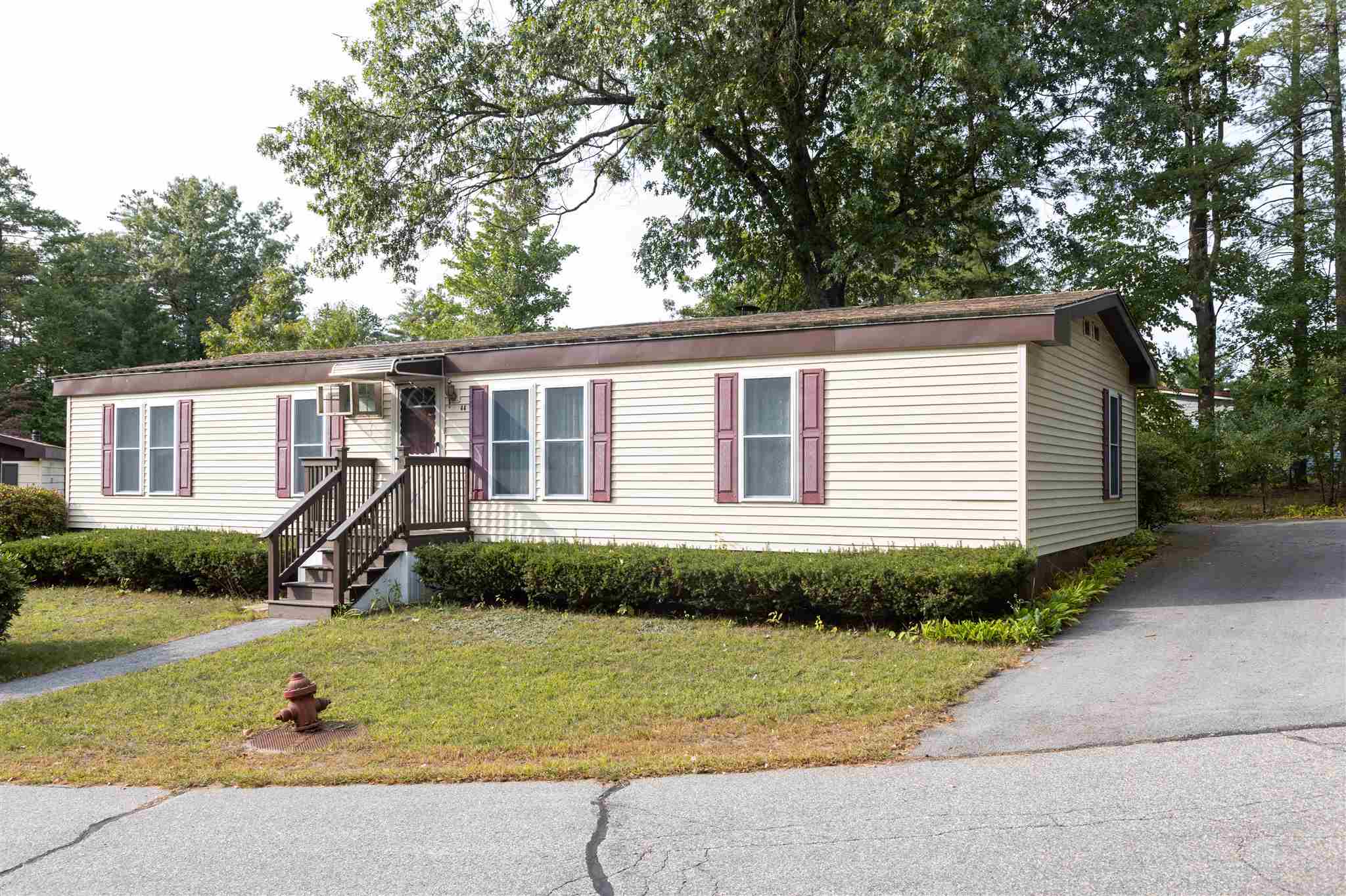 44 Rachael Circle Goffstown, NH 03045 - Photo 31 of 40 Gallery Image 31
