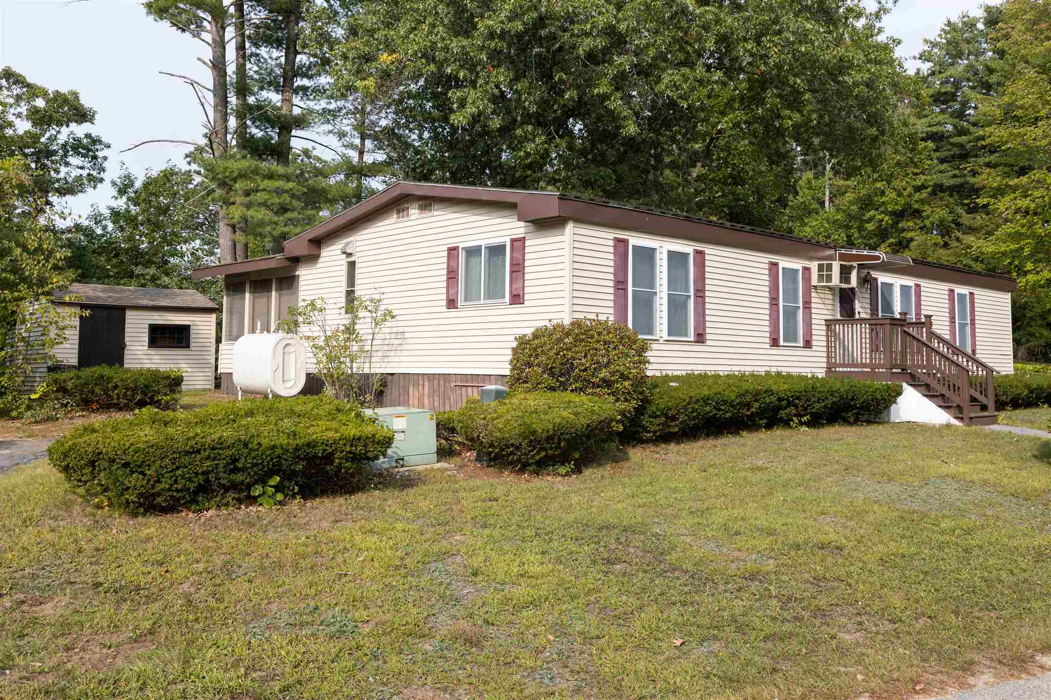44 Rachael Circle Goffstown, NH 03045 - Photo 33 of 40 Gallery Image 33