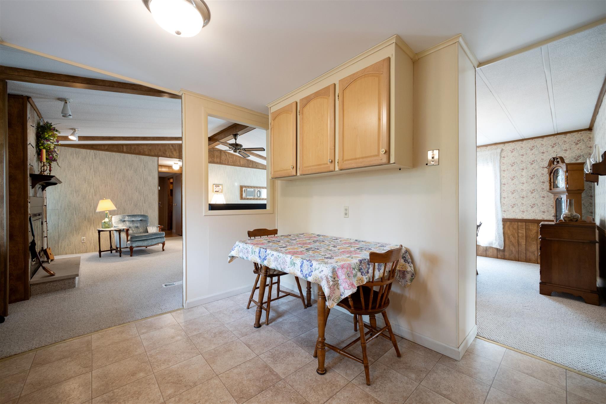 44 Rachael Circle Goffstown, NH 03045 - Photo 10 of 40 Gallery Image 10