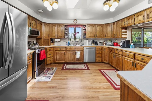 $1,195,000 | 4821 South Conklin Road, Greenacres, WA 99016