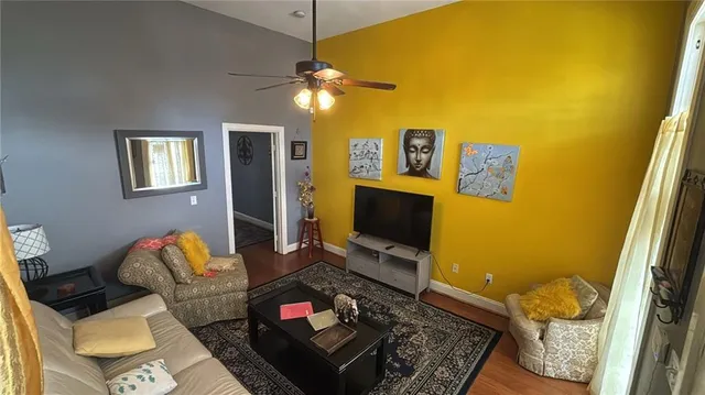 $1,350 | 736 South Salcedo Street, New Orleans, LA 70119