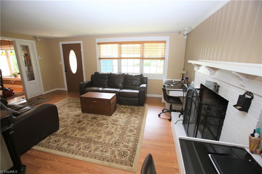 3502 Normandy Road Greensboro, NC 27408 - Photo 5 of 31 Gallery Image 5