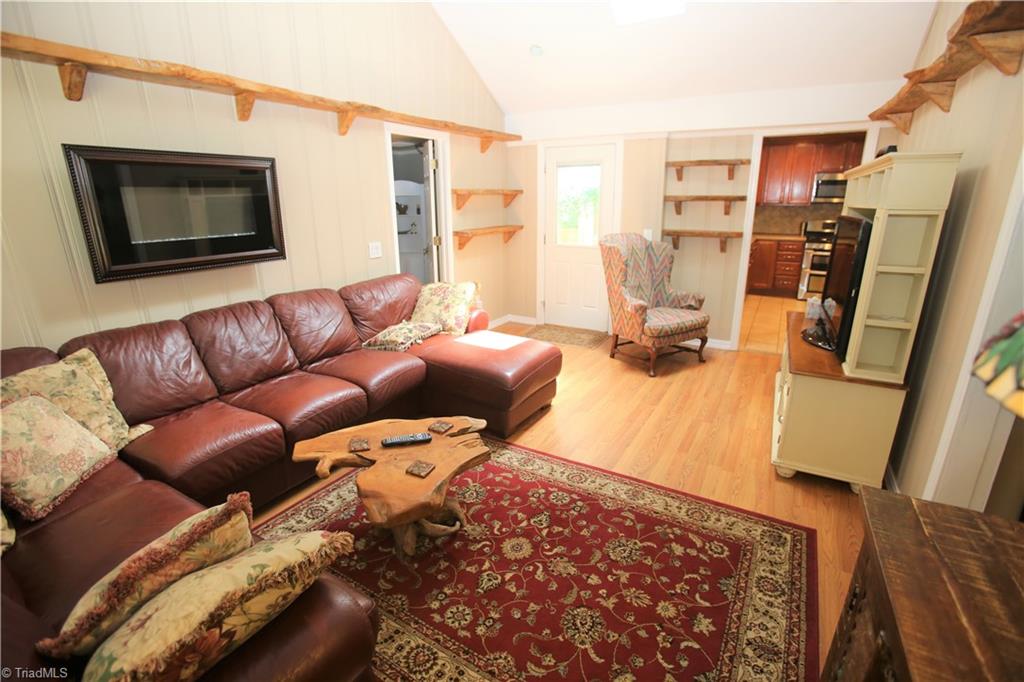 3502 Normandy Road Greensboro, NC 27408 - Photo 8 of 31 Gallery Image 8