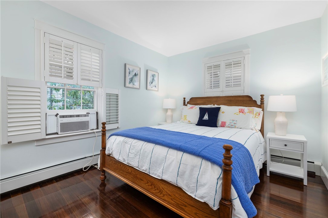 28 John Street Newport, RI 02840 - Photo 23 of 48