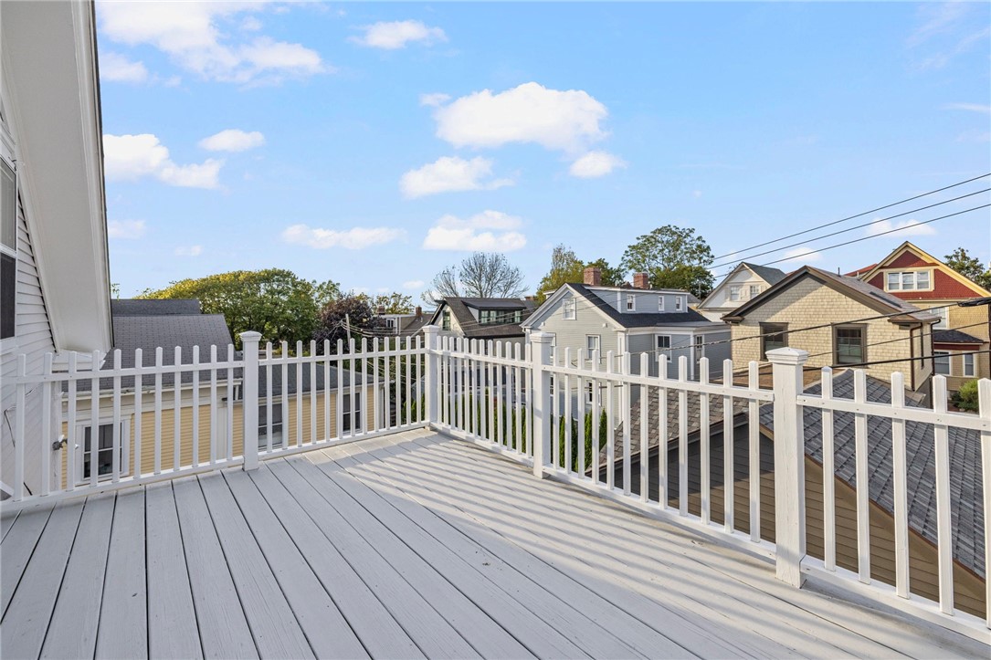 28 John Street Newport, RI 02840 - Photo 37 of 48