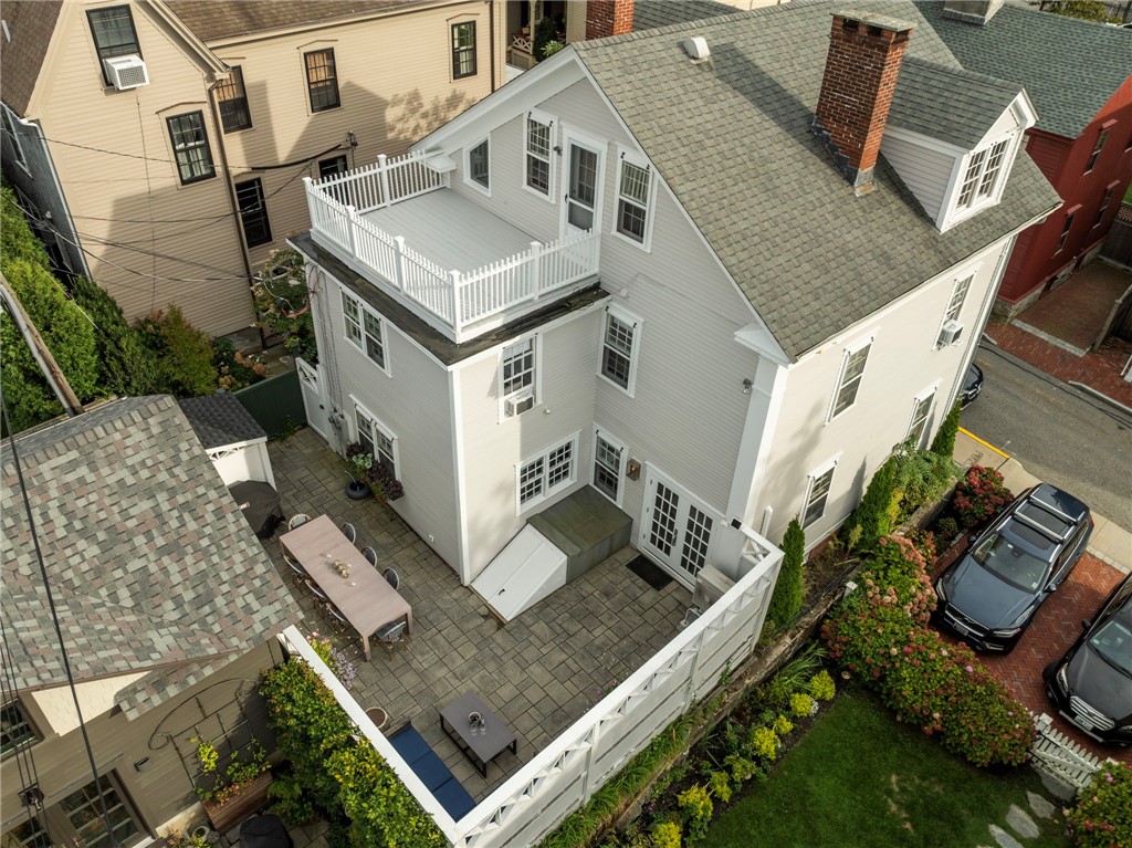 28 John Street Newport, RI 02840 - Photo 39 of 48