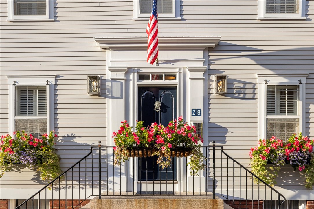 28 John Street Newport, RI 02840 - Photo 6 of 48