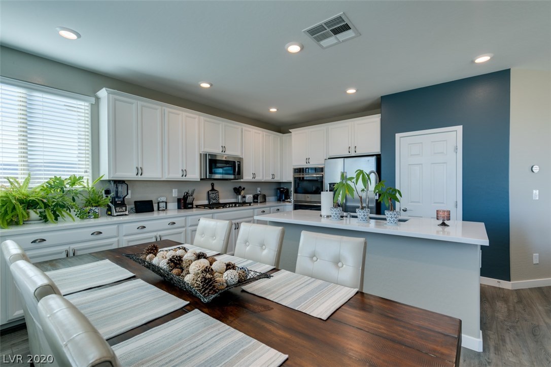 764 Rogue Wave Street Las Vegas, NV 89138 - Photo 11 of 46