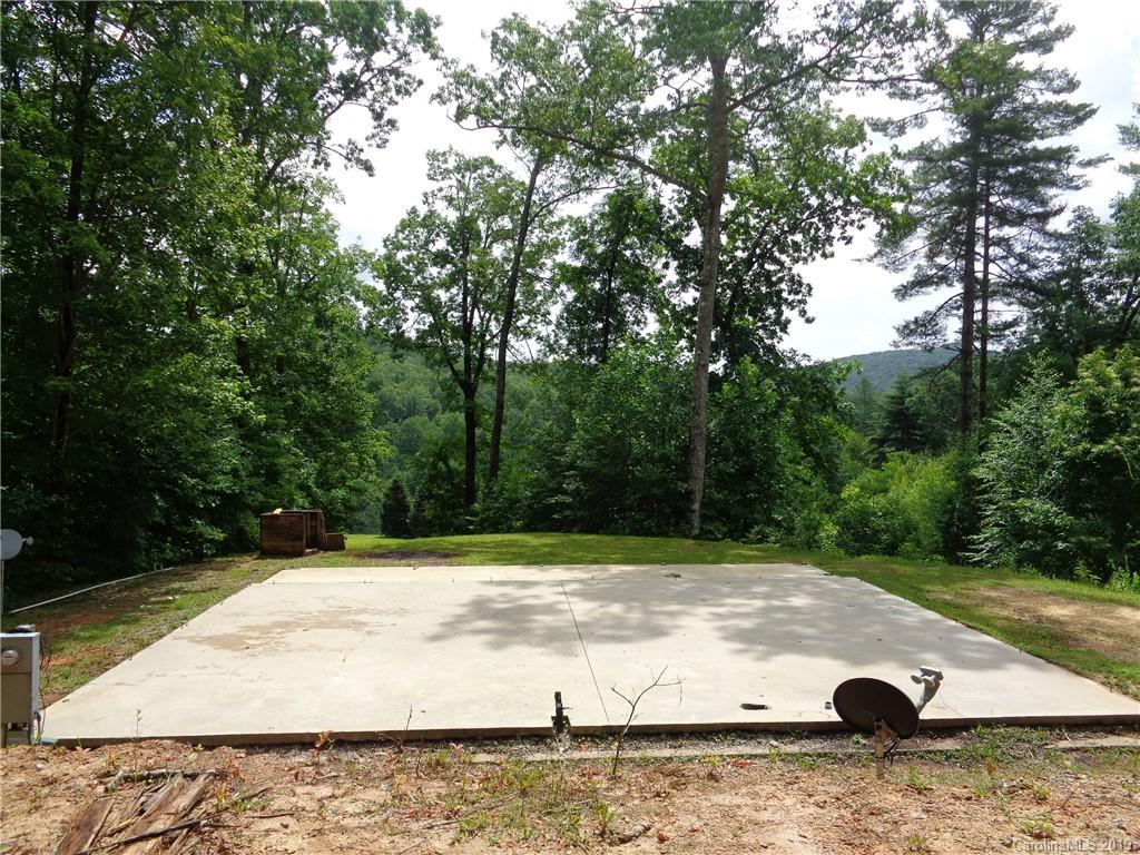 1221 Shoal Creek Road Balsam Grove, NC 28708 - Photo 13 of 17 Gallery Image 13