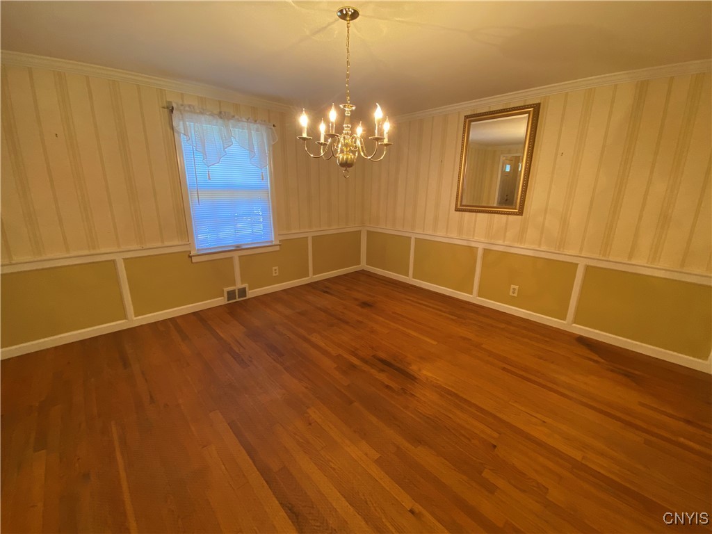 103 Paris Road New Hartford, NY 13413 - Photo 10 of 45