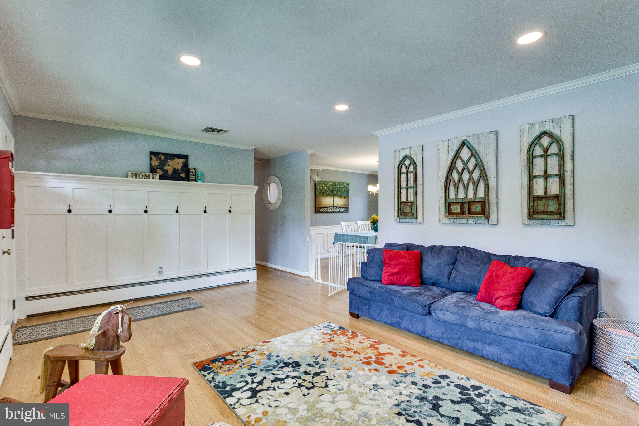 909 Roswell Drive Silver Spring, MD 20901 - Photo 11 of 56