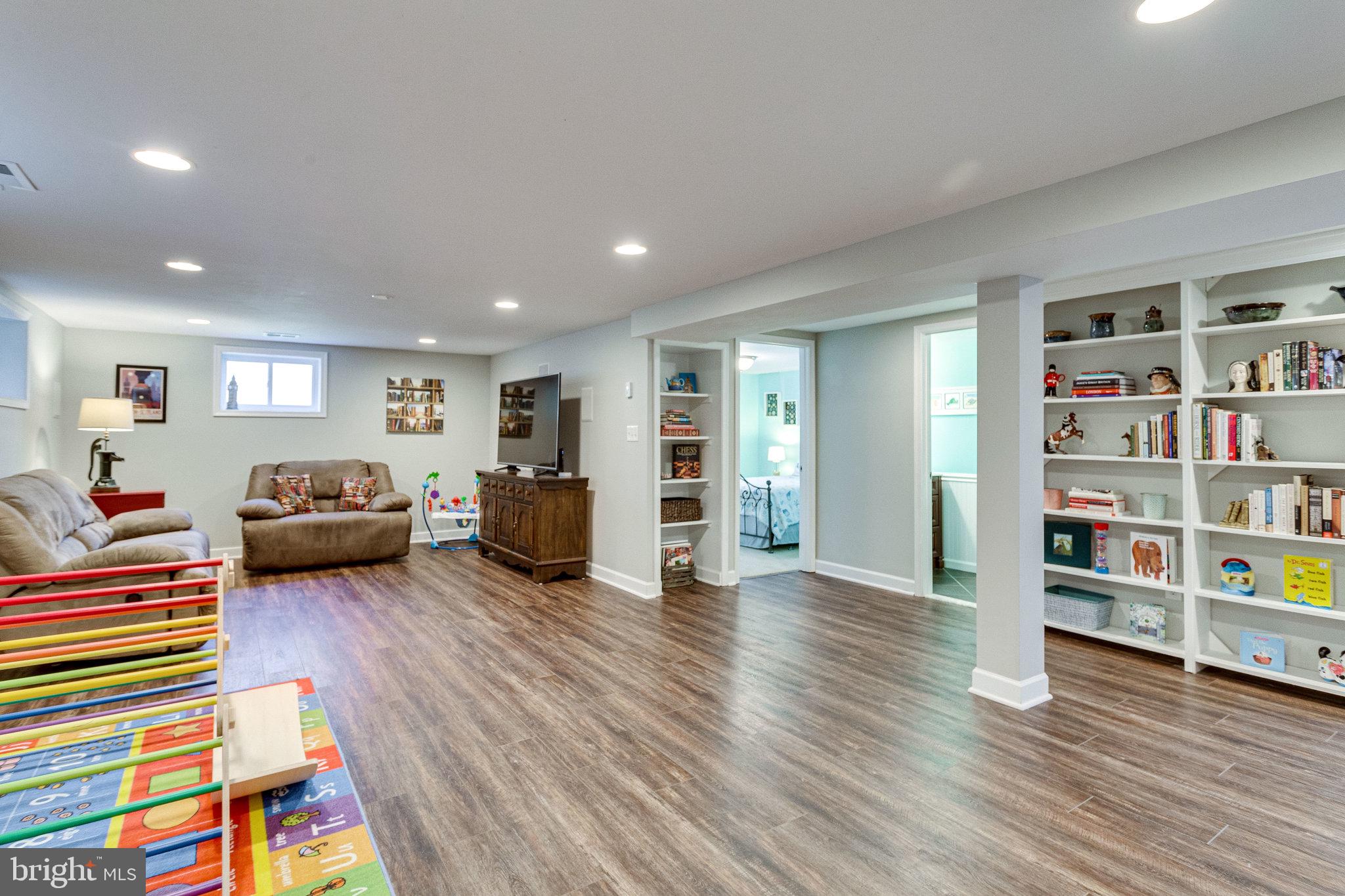 909 Roswell Drive Silver Spring, MD 20901 - Photo 33 of 56