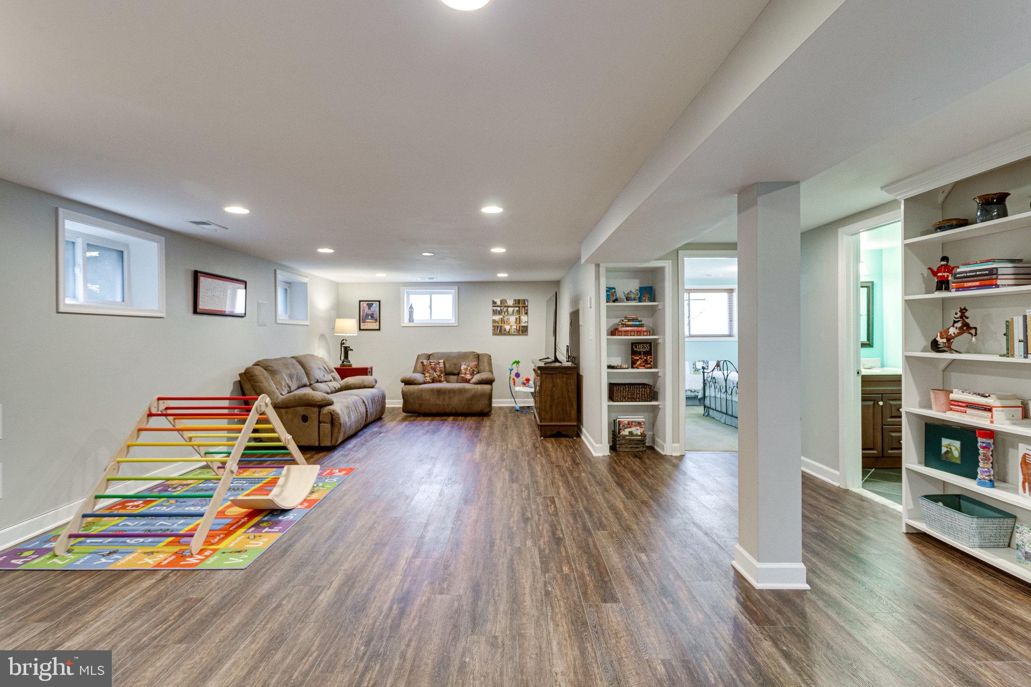 909 Roswell Drive Silver Spring, MD 20901 - Photo 36 of 56