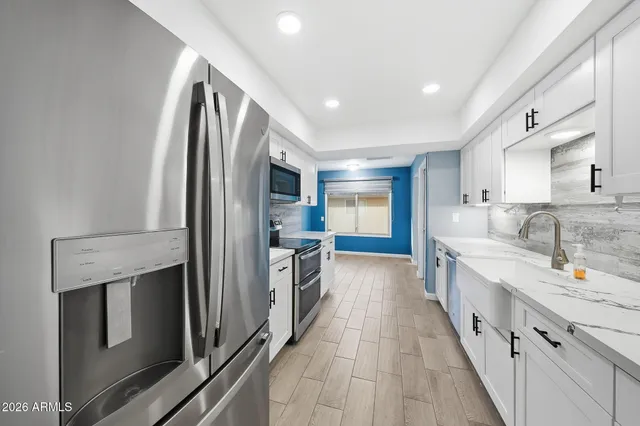 $299,900 | 19045 North Signal Butte Circle, Sun City, AZ 85373