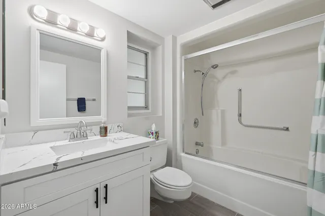 $299,900 | 19045 North Signal Butte Circle, Sun City, AZ 85373