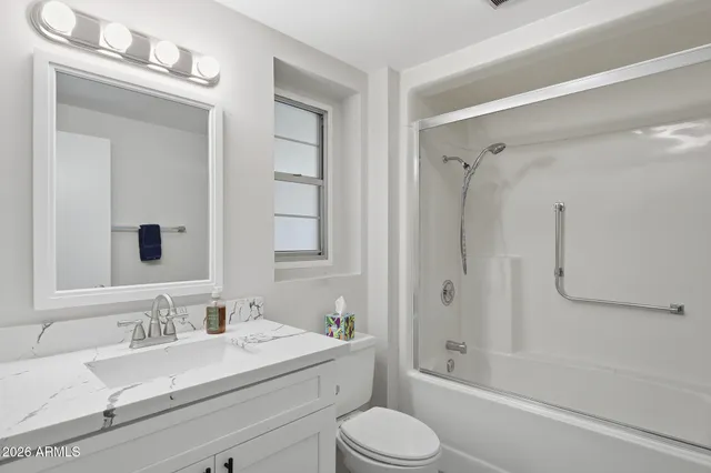 $299,900 | 19045 North Signal Butte Circle, Sun City, AZ 85373