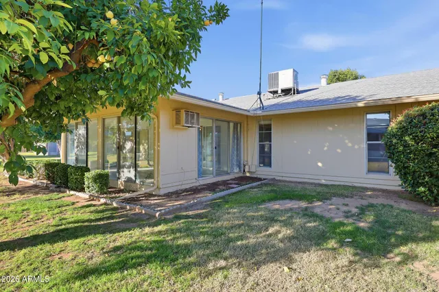 $299,900 | 19045 North Signal Butte Circle, Sun City, AZ 85373