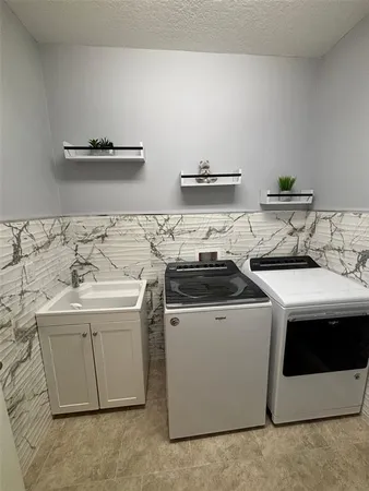 $2,800 | 1965 Partin Terrace Road, Kissimmee, FL 34744