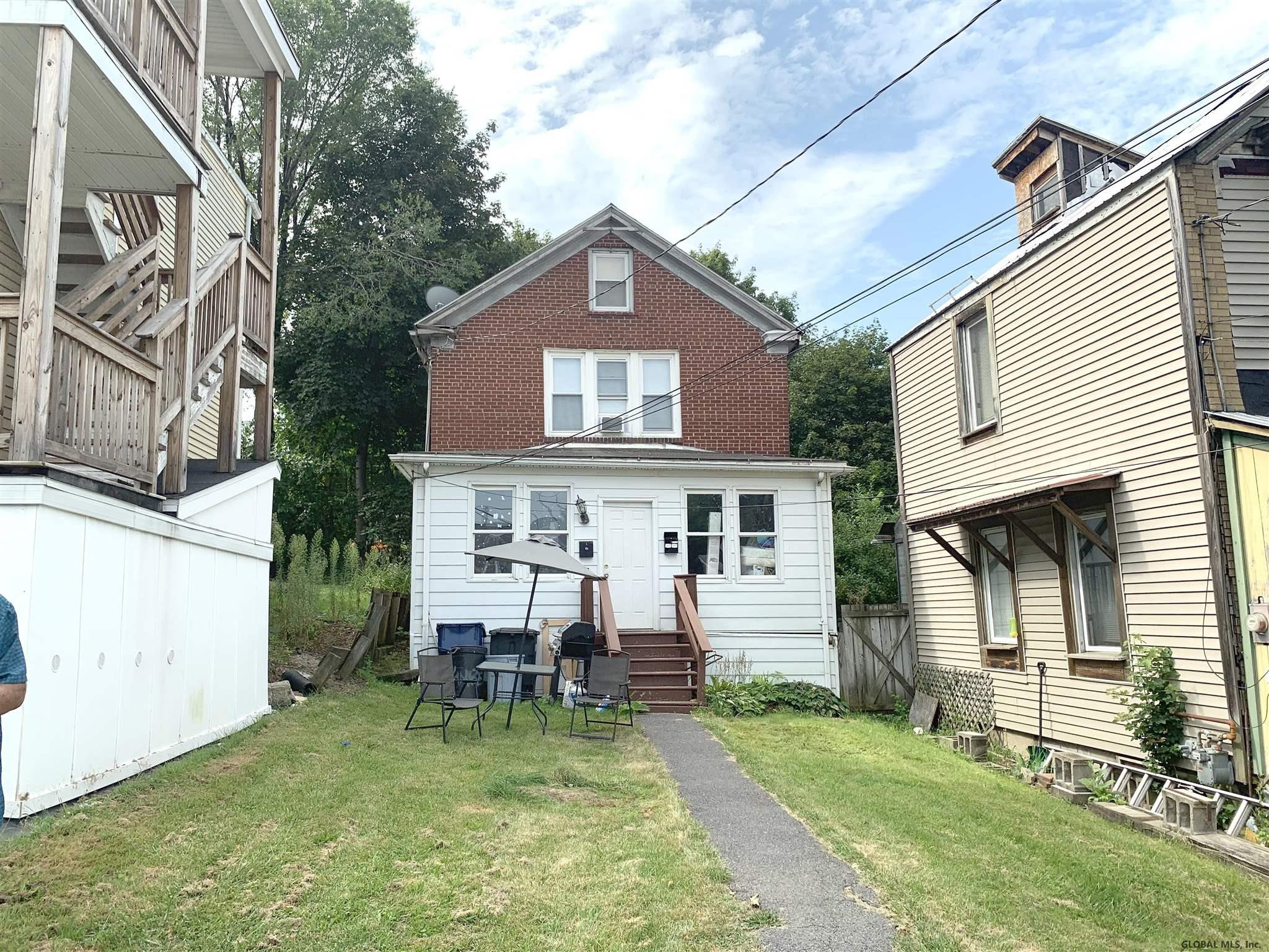 22 Dubuque Street Rensselaer, NY 12144 - Photo 2 of 8 Photo 2