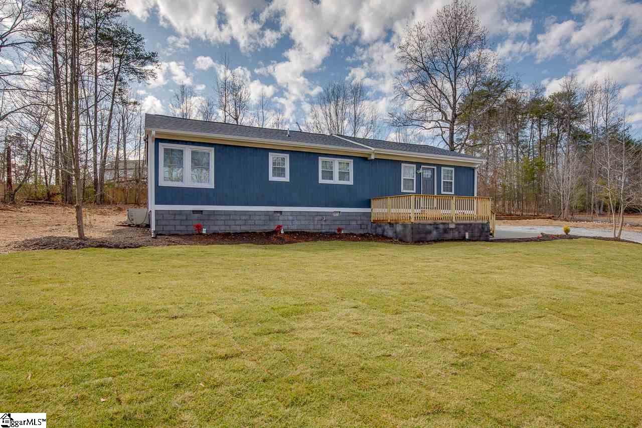 1126 Lake Cunningham Road Greer, SC 29651 - Photo 20 of 26