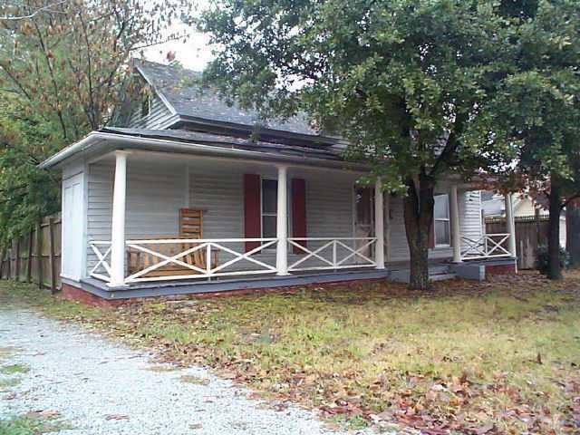 119 South Morgan Street Roxboro, NC 27573 - Photo 1 of 7 Gallery Image 1