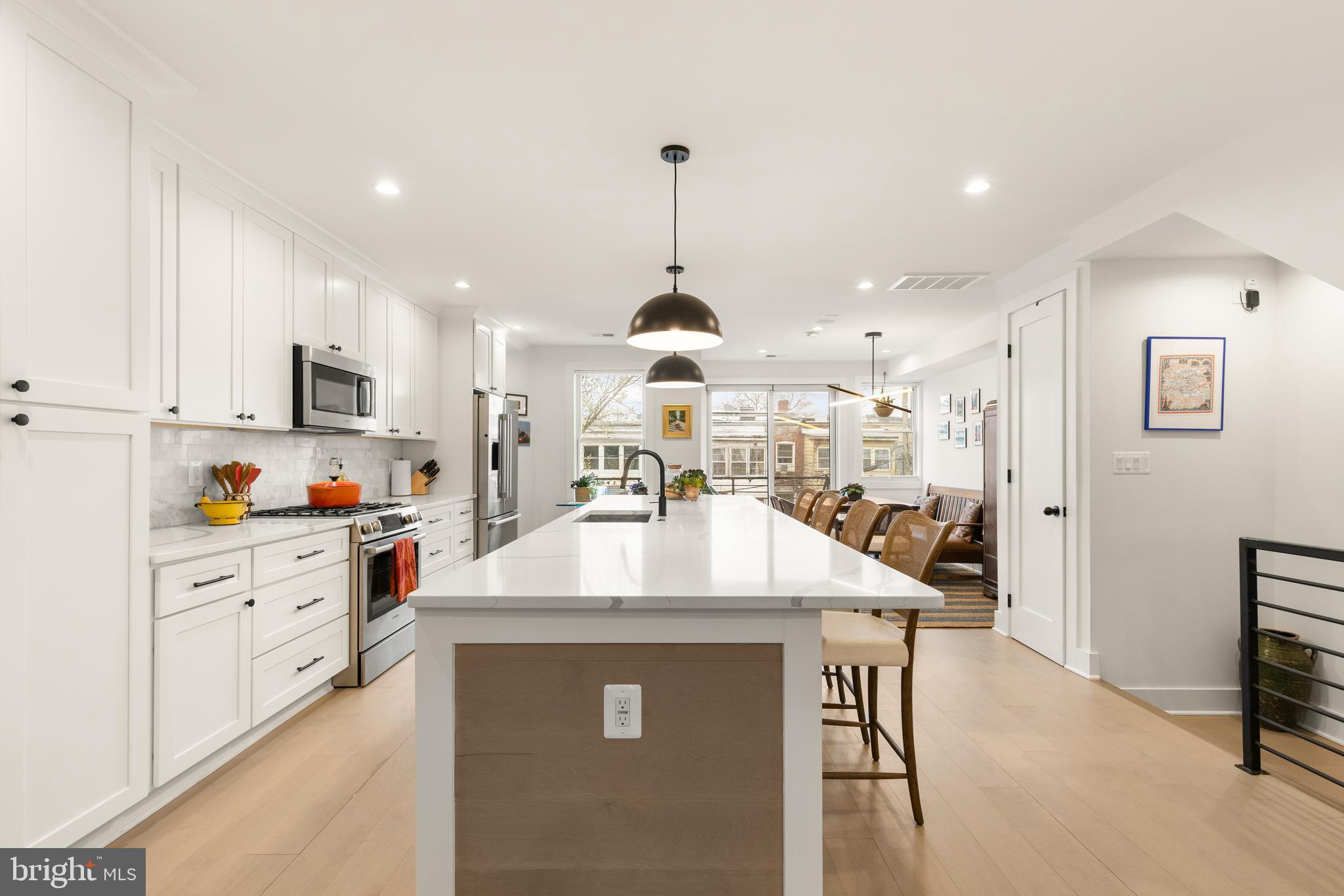 632 Rock Creek Church Road Northwest, Unit 2 Washington, DC 20010 - Photo 3 of 29