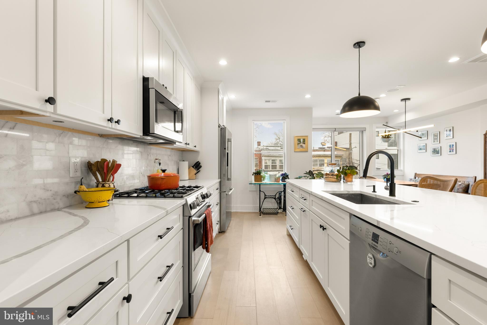 632 Rock Creek Church Road Northwest, Unit 2 Washington, DC 20010 - Photo 4 of 29